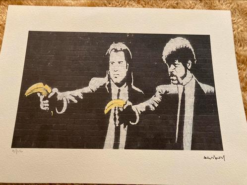 Banksy lithographie Travolta Pulp Fiction limité+certificat!, Antiquités & Art, Art | Lithographies & Sérigraphies