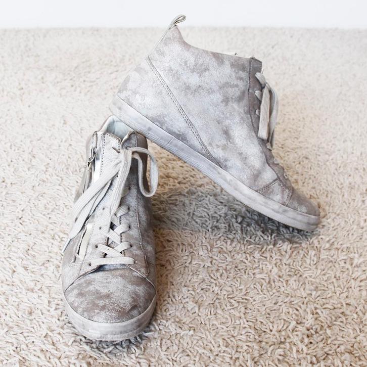 Zeer Mooie Zilveren Leren Gabor Schoenen (Maat 39) € 55,-, Kleding | Dames, Schoenen, Zo goed als nieuw, Overige typen, Overige kleuren