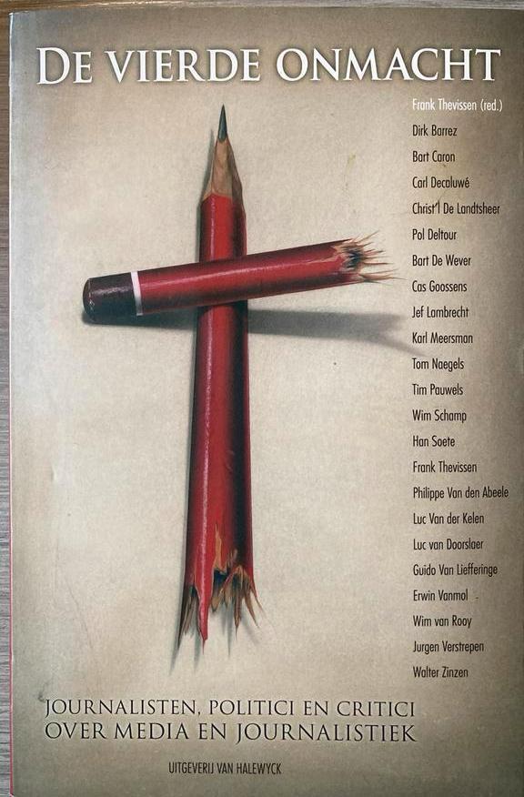 De vierde onmacht, Boeken, Essays, Columns en Interviews, Zo goed als nieuw, Ophalen of Verzenden