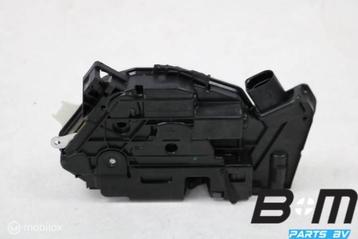 Portierslot rechts VW Scirocco 5N1837016C beschikbaar voor biedingen