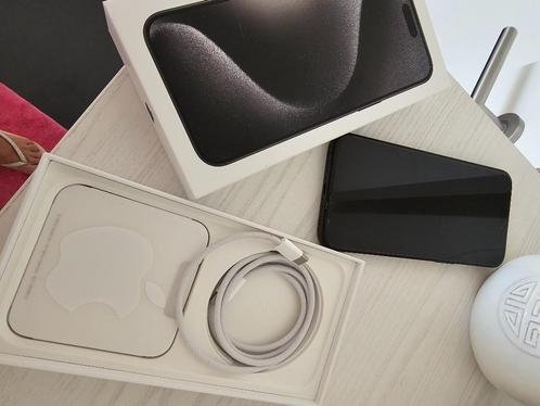 iPhone 15 pro Max 256 GB.  Geen koerierdienst en niet opgest, Telecommunicatie, Mobiele telefoons | Apple iPhone, Zo goed als nieuw