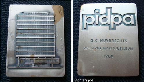 Medaille 25 j. werkzaam bij Pidpa Antwerpen 1988, Timbres & Monnaies, Pièces & Médailles, Bronze, Envoi