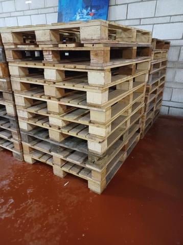 50 VMF-pallets (120 cm bij 100 cm)