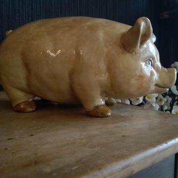 Prachtig keramiek spaarvarken  beschikbaar voor biedingen