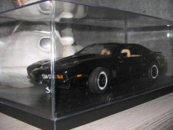 zeldzame modelauto knight rider op 1/18 beschikbaar voor biedingen