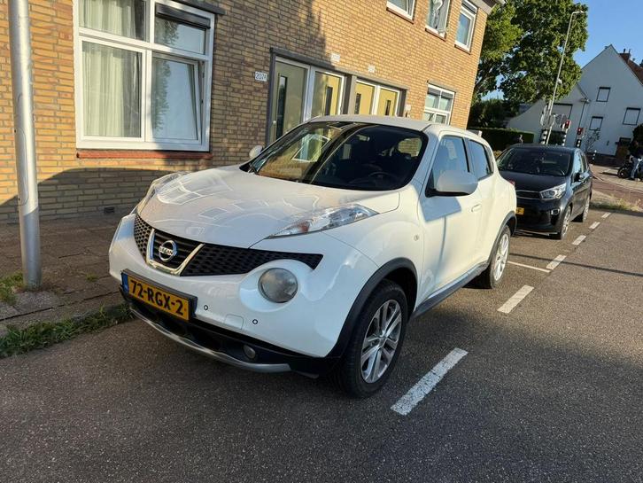 Nissan Juke 2011 wit /159000km MAASTRICHT, Auto's, Nissan, Bedrijf, Juke, Adaptive Cruise Control, Airbags, Airconditioning, Bluetooth
