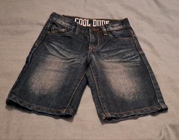 ◇ Jeansshort ( maat 110) beschikbaar voor biedingen