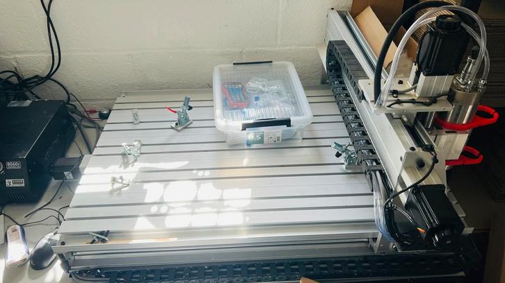 CNC freesbank 80x60cm 2200w, Doe-het-zelf en Bouw, Gereedschap | Freesmachines, Zo goed als nieuw, Ophalen