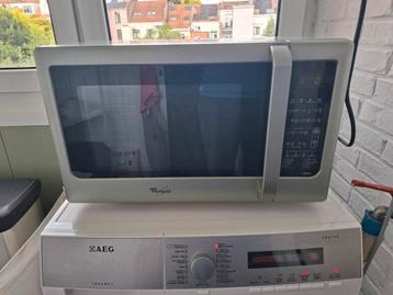 Micro-ondes Whirlpool beschikbaar voor biedingen