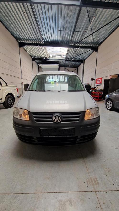 VOLKSWAGEN CADDY DIESEL ️2.0 BJ 2010. 62 000 KM, Auto's, Bestelwagens en Lichte vracht, Bedrijf, Te koop, Volkswagen, Diesel, Euro 4