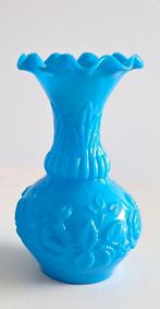Frans blauw antiek opaline vaasje (20 cm), Antiek en Kunst, Ophalen of Verzenden