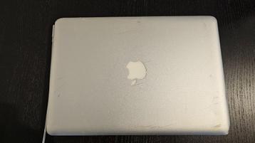 Beschadigde Macbook beschikbaar voor biedingen
