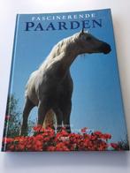 Fascinerende paarden / prentenboek, Boeken, Prentenboeken en Plaatjesalbums, Karl-Heinz Hoffmann, Prentenboek, Ophalen of Verzenden