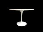 Prachtige vroege editie Eero Saarinen design 172-173 tafel, 100 à 150 cm, 100 à 150 cm, Autres matériaux, Rond