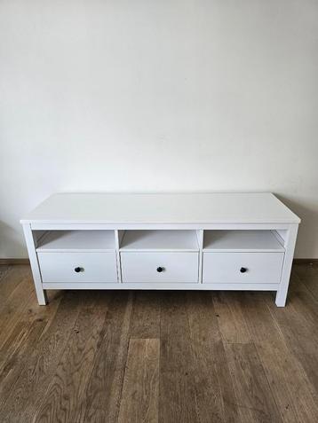 IKEA HEMNES tv-meubel beschikbaar voor biedingen