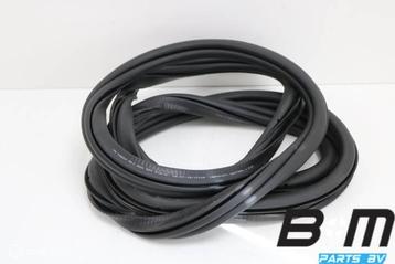 Portierrubber rechtsvoor VW Golf 7 5G4867912B beschikbaar voor biedingen