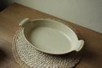 Le Creuset ovenschaal 28 cm, Huis en Inrichting, Ophalen of Verzenden, Gebruikt, Gietijzer, Overige typen
