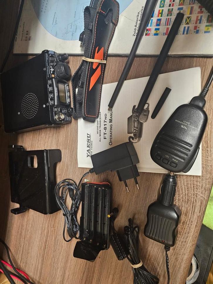 Yaesu FT 817 nd, Telecommunicatie, Zenders en Ontvangers, Zo goed als nieuw, Zender en Ontvanger, Ophalen of Verzenden
