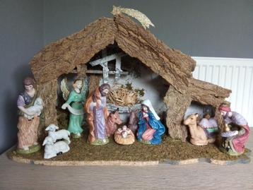 KERSTSTAL MET BEELDEN beschikbaar voor biedingen