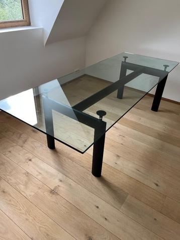 Tafel Corbusier LC6 beschikbaar voor biedingen