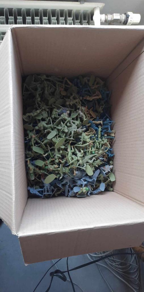 Airfix 1/32 groot lot soldaten allerhande, Hobby en Vrije tijd, Modelbouw | Figuren en Diorama's, Gebruikt, Figuur of Figuren