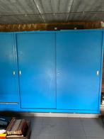 Grote degelijke ijzeren opberg kasten , 3stuk beschikbaar, Ophalen, Gebruikt, 200 cm of meer, Metaal
