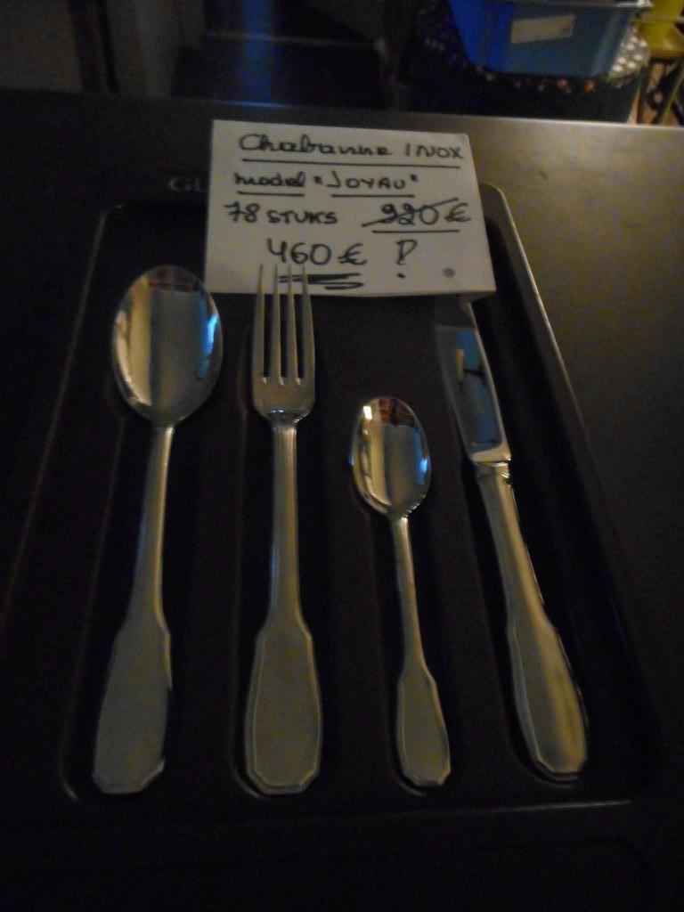 78 delig bestek Chabanne mat satiné, Neuf, Résiste au lave-vaisselle, Ensemble de couverts, Enlèvement