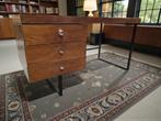 vintage houten bureau 'Pierre Guariche voor MEUROP', Huis en Inrichting, Ophalen of Verzenden, Bureau