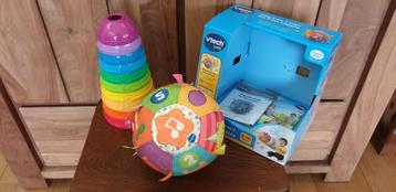 Balle d'éveil Vtech + Tasses Roul'Empilo Fisher-Price