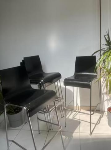 Set van 6 hoge stoelen – metaal & zwart gelakt hout beschikbaar voor biedingen