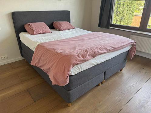 Bed - 160x200cm, Huis en Inrichting, Slaapkamer | Bedden, Gebruikt, Tweepersoons, 160 cm, 200 cm, Stof, Grijs, Ophalen