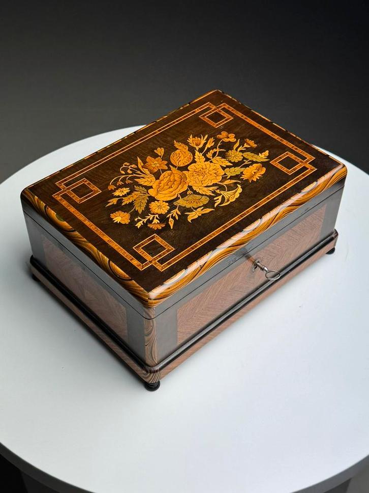 Hollands sieraden kistje 19e eeuw, Huis en Inrichting, Woonaccessoires | Kisten, Zo goed als nieuw, Ophalen