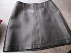 zwart rokje maat XS 34 leder look, Kleding | Dames, Rokken, Zwart, Ophalen of Verzenden, Zo goed als nieuw, Maat 34 (XS) of kleiner