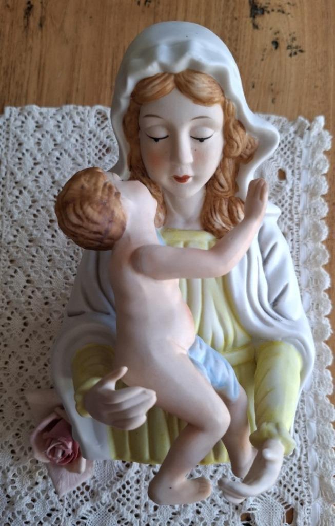 Porseleinen Maria met kind beeld, Antiek en Kunst, Antiek | Religieuze voorwerpen, Ophalen of Verzenden