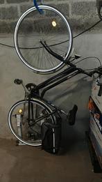 Montenbike en vrouwen fiets, Ophalen