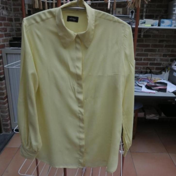 Blouse geel zijde mix Ottod'Ame mt 42-44 , Kleding | Dames, Blouses en Tunieken, Zo goed als nieuw, Maat 42/44 (L), Geel, Ophalen of Verzenden