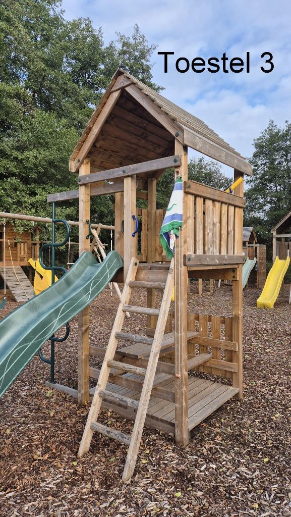 Houten speeltoestel Junior toren Multituin toonpark, Kinderen en Baby's, Speelgoed | Buiten | Speeltoestellen, Zo goed als nieuw