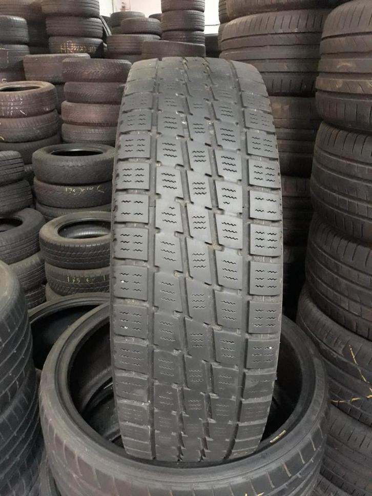 22575r16C 225 75 r16C 225/75/r16 continental avec montage, Autos : Pièces & Accessoires, Autres pièces automobiles, Enlèvement ou Envoi