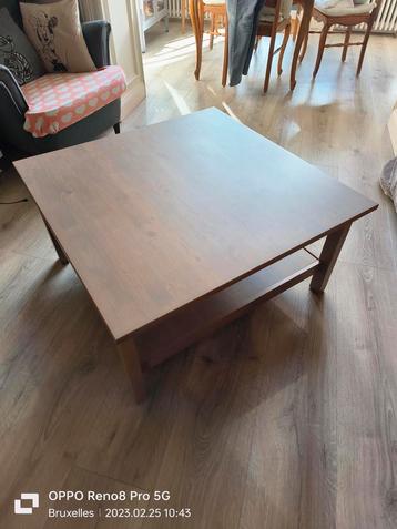 Table de salon carrée en pin massif 90x90cm Ikea Hemnes