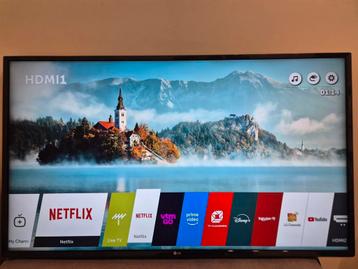 LG smart tv 4k 43" met muurbeugel beschikbaar voor biedingen