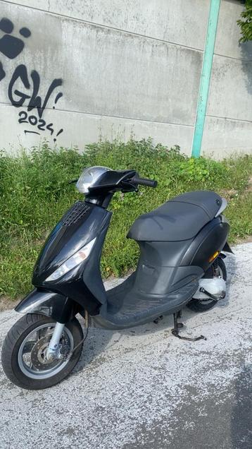 Piaggio Zip A klasse 2T beschikbaar voor biedingen