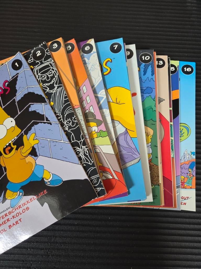 The Simpsons nummer 1 tot en met 16., Ophalen, Matt Groening, Complete serie of reeks, Zo goed als nieuw