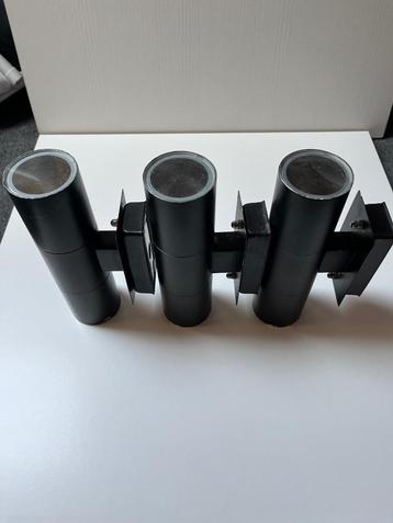 Buitenmuurverlichting 3 stuks beschikbaar voor biedingen