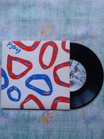 PIGBAG SUNNY DAY/ELEPHANTS WISH TO BECOME NIMBLE  (7" 45rpm), Enlèvement ou Envoi, Comme neuf, Single