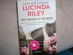 lucinda riley  Het meisje op de rots, Lucinda Riley, Ophalen of Verzenden, Zo goed als nieuw, Amerika