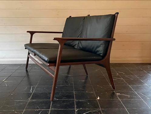 Rén Lounge Chair Two Seater Dark Walnut by Stellar Works., Huis en Inrichting, Fauteuils, Zo goed als nieuw, Ophalen of Verzenden