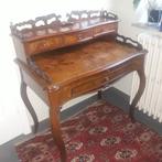 Secrétaire fruitier, Enlèvement