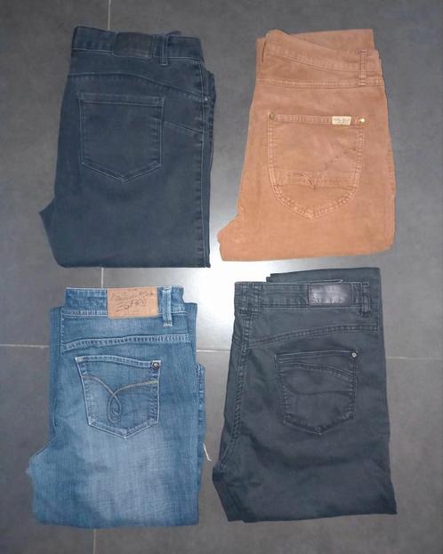 broeken 🎀  mt 42 - alles samen verzending inbegrepen = 18€, Kleding | Dames, Broeken en Pantalons, Zo goed als nieuw, Maat 42/44 (L)
