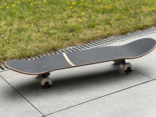 Skateboard ~ €80, Sport en Fitness, Skateboarden, Nieuw, Skateboard, Ophalen of Verzenden