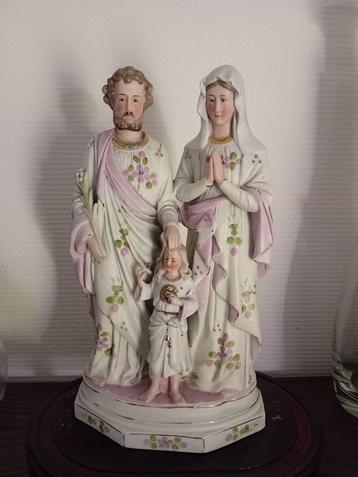 Heilige familie in biscuit beschikbaar voor biedingen